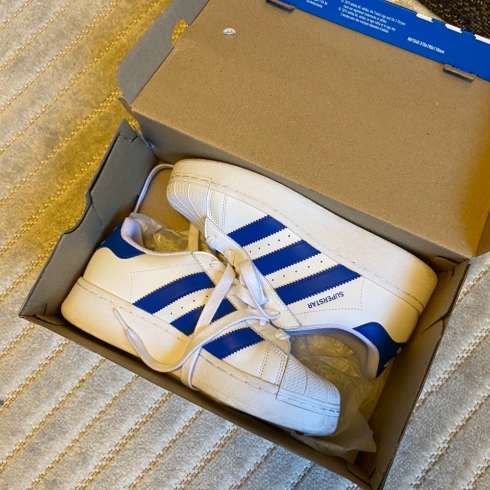 Women’s Adidas Superstars